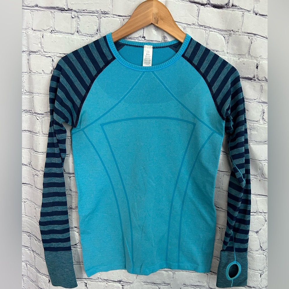 IVIVVA girls size 14 long sleeve Speedy shirt